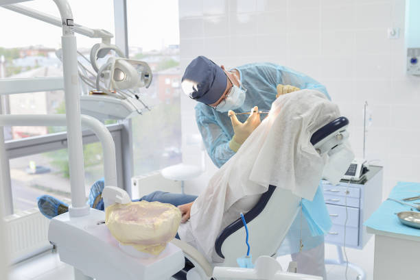 Best Emergency Tooth Extraction  in Spring Ridge, MD